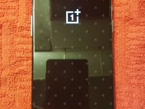 گوشی وان‌پلاس 9 5G