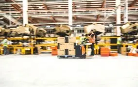 کارکنان مرکز پردازش دیجی‌کالا