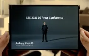 گوشی رول شونده LG