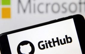 لوگوی گیت‌هاب به عنوان شرکت زیرمجموعه‌ی مایکروسافت