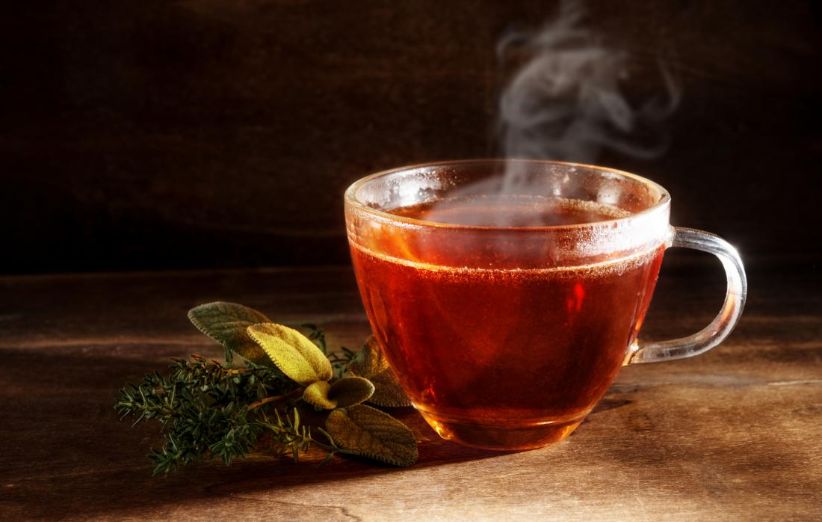 درمان خانگی سرماخوردگی و گلودرد با چای داغ