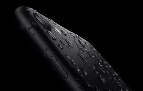 آیفون SE پلاس