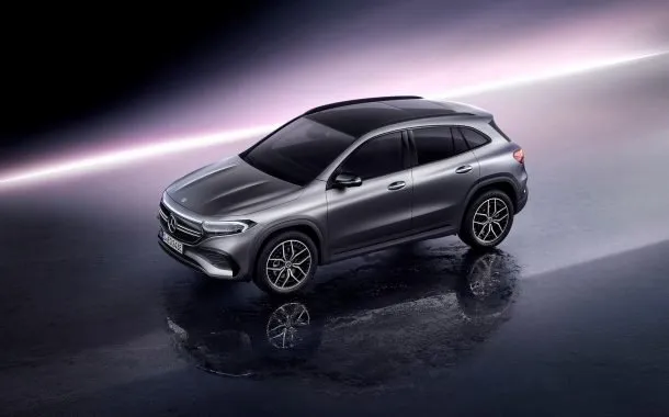 کراساوور الکتریکی EQA مرسدس بنز