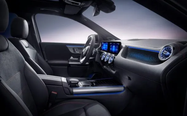 کراساوور الکتریکی EQA مرسدس بنز