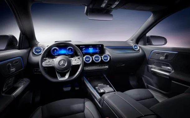 کراساوور الکتریکی EQA مرسدس بنز