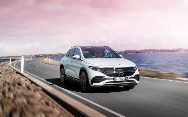 کراساوور الکتریکی EQA مرسدس بنز