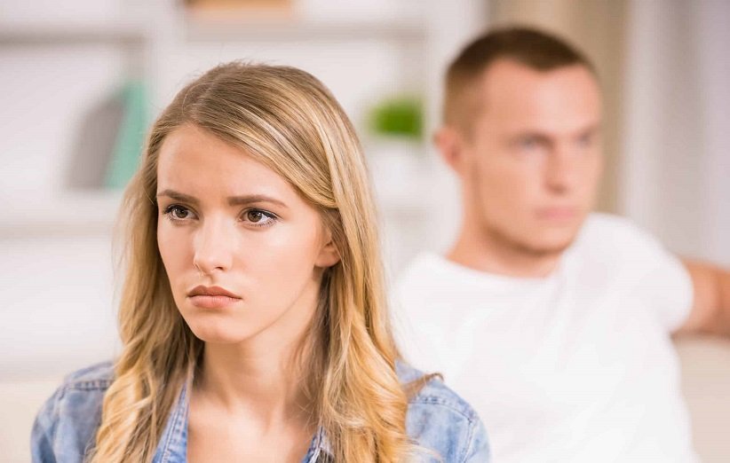عدم توجه به توصیه‌های همسر از علایق شوهر خودخواه