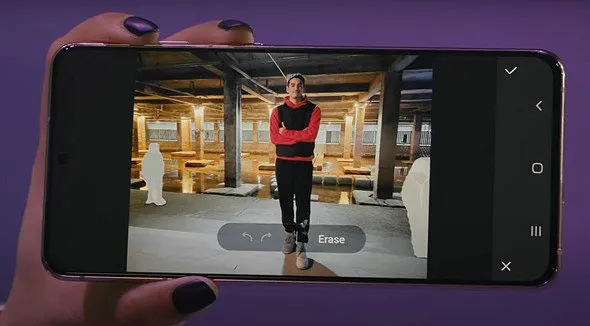 حذف اشیا از عکس با ابزار گلکسی S21 