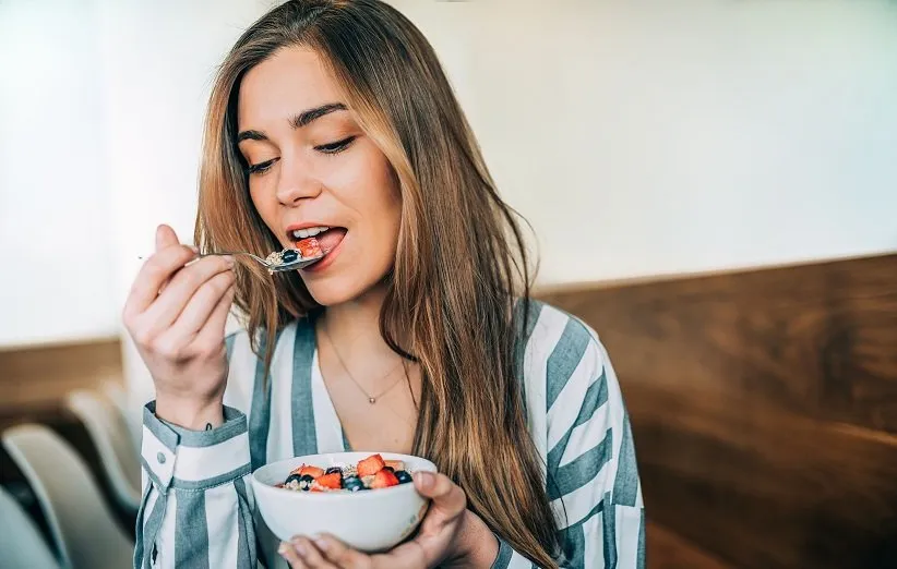 بهترین مواد غذایی برای سلامت خانم‌ها