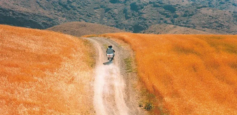 فیلم باد ما را خواهد برد