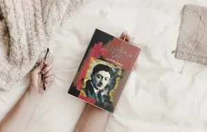 کتاب سه قطره خون؛ روایتی از قلم سورئال صادق هدایت