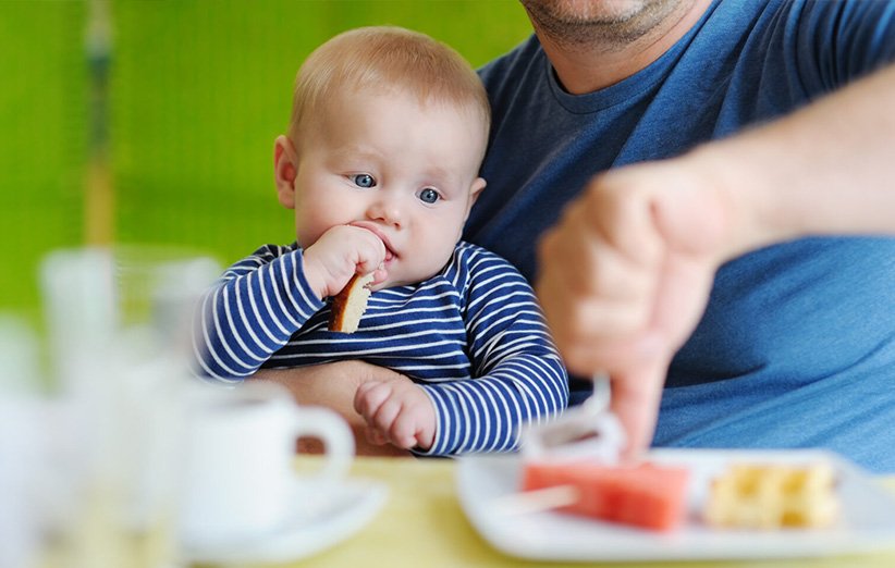 آموزش غذا خوردن به کودکان