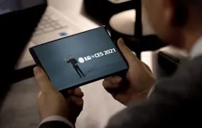 گوشی رول‌شونده‌ی LG