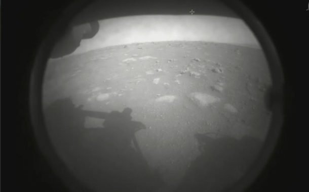 نخستین عکس مریخ‌نورد پشتکار از مریخ