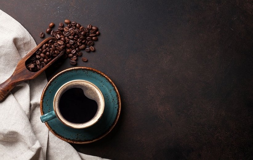 آسیاب کردن قهوه با 6 روش ساده، بدون نیاز به آسیاب مخصوص