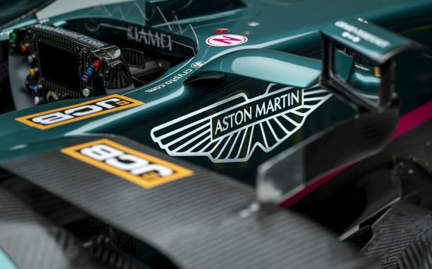 خودروی مسابقه‌ای AMR21 استون مارتین برای فصل 2021 رقابت‌های فرمول یک