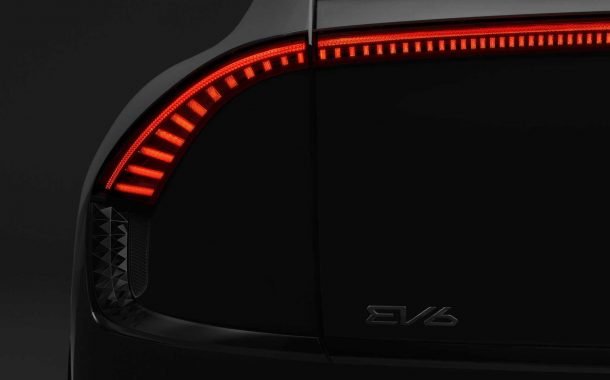 EV6 نخستین خودروی الکتریکی کیا