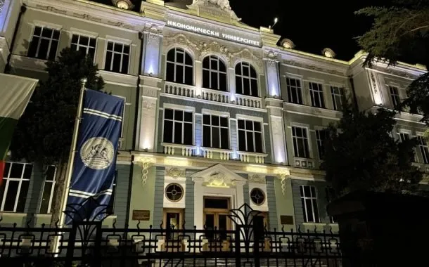 مقایسه‌ی دوربین وان‌پلاس 9 پرو