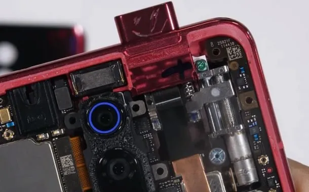 دوربین سلفی پاپ‌آپ