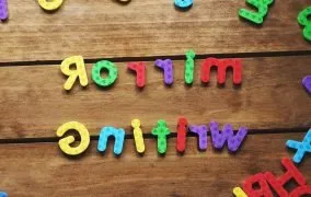 وارونه نوشتن حروف