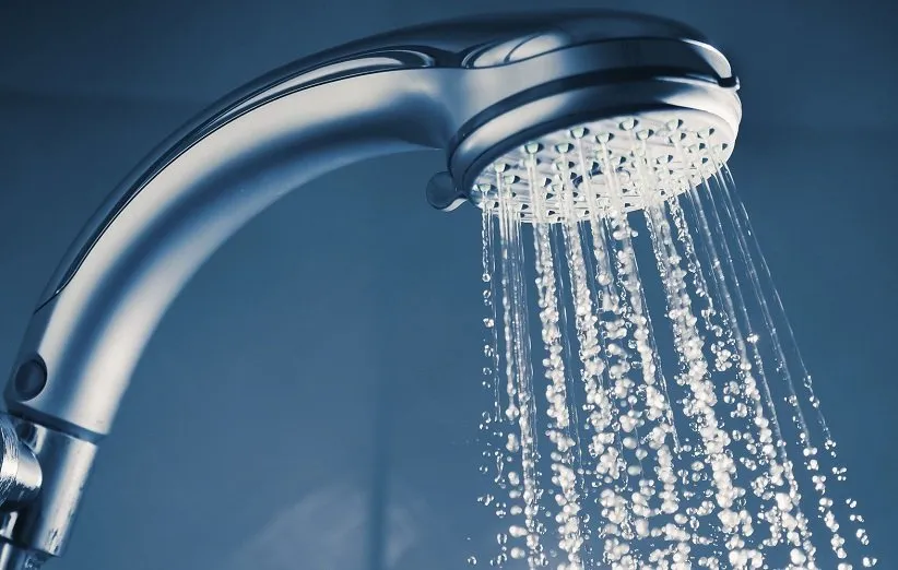 آب داغ مضر برای پوست