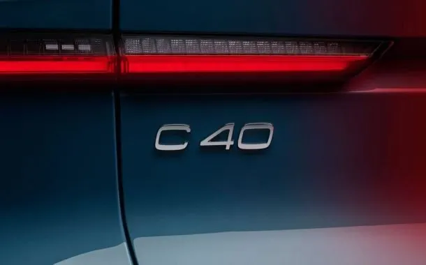 خودروی شاسی‌بلند تمام الکتریکی ولوو C40 Recharge