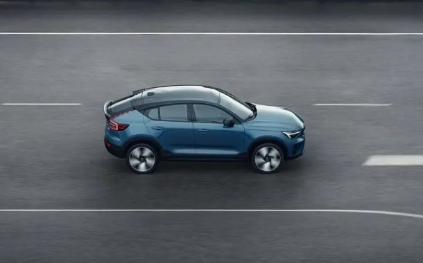 خودروی شاسی‌بلند تمام الکتریکی ولوو C40 Recharge