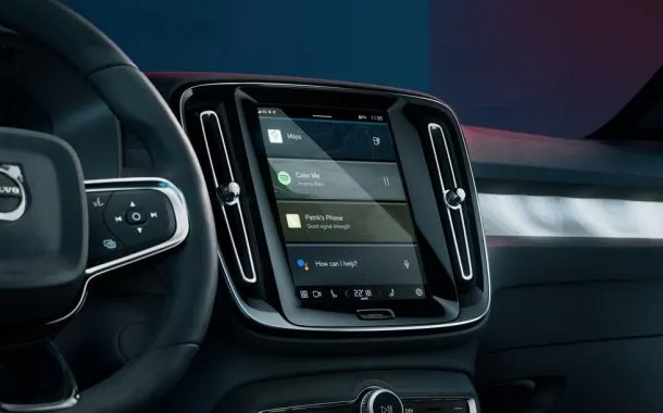 سیستم دیجیتال خودروی شاسی‌بلند تمام الکتریکی ولوو C40 Recharge بر پایه‌ی اندروید