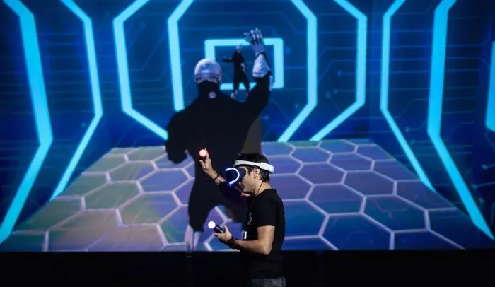 دموی فنی واقعیت مجازی