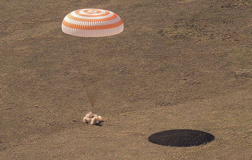 فرود فضانوردان مأموریت سایوز MS-17