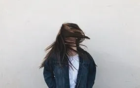 درمان خشکی مو با روش‌های خانگی