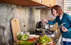 بهترین مواد غذایی برای بعد از 40 سالگی