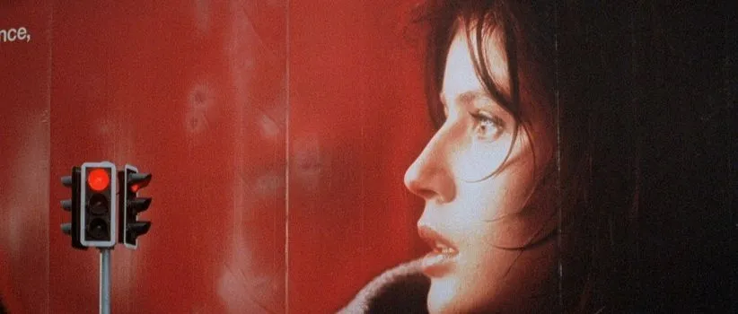 فیلم سه رنگ: قرمز