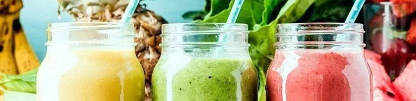 طرز تهیه ۱۳ اسموتی دیتاکس برای پاکسازی بدن و کاهش وزن