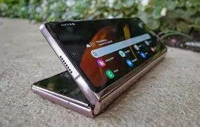 گلکسی زد فولد 3 کلید فیزیکی