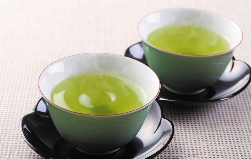 مضرات چای سبز