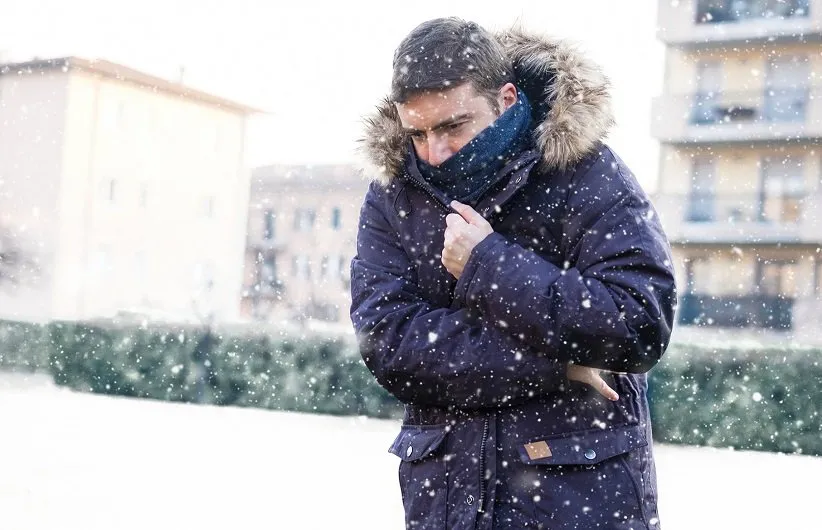 سرماخوردگی به دلیل هوای سرد