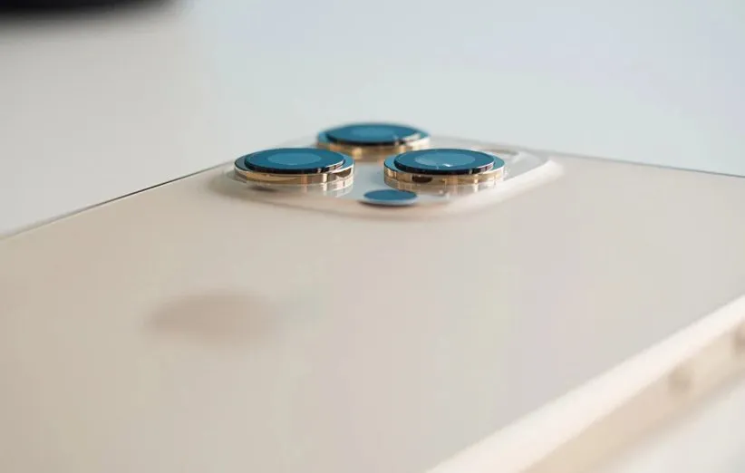 آیفون 13 پرو مکس گلکسی S21 اولترا