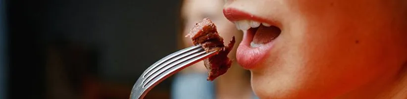 ۹ روش طبیعی برای هضم سریع‌تر غذا