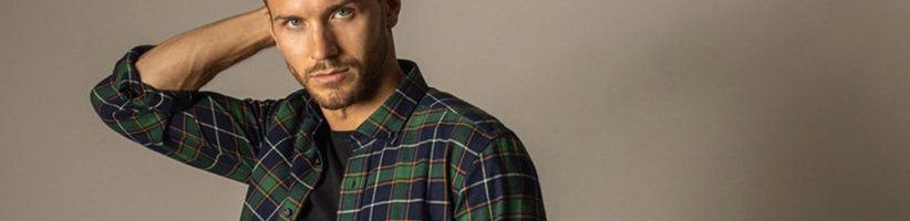 ۷ طرح پیراهن چهارخانه‌ی مردانه و روش ست کردن آن‌ها