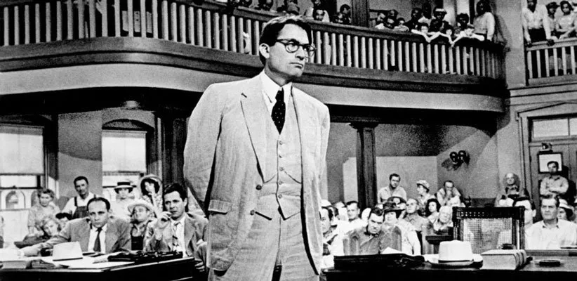 کشتن مرغ مقلد