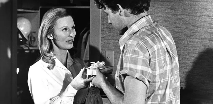 آخرین نمایش