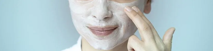 ۱۷ روش خانگی برای درمان خشکی پوست صورت