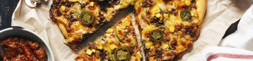 طرز تهیه پیتزای مکزیکی با سس سالسای ویژه