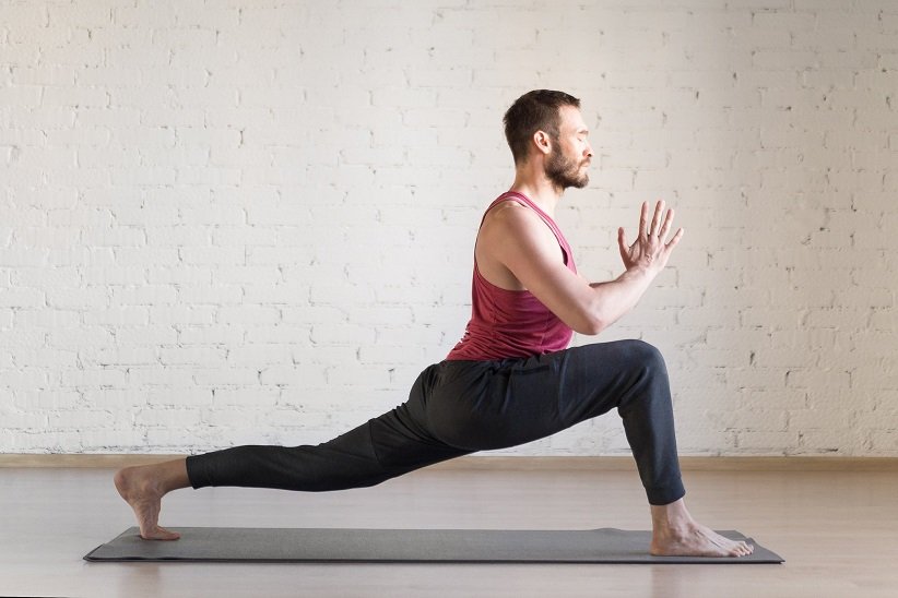 برخی حرکات و تمرینات یوگا به‌عنوان راهکارهایی مناسب برای مقابله با میگرن شناخته می‌شوند