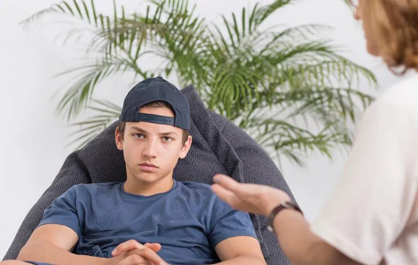 فرزند بی‌ادب و گستاخ