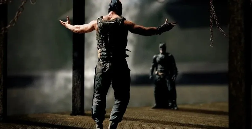 فیلم شوالیه‌ی تاریکی برمی‌خیزد