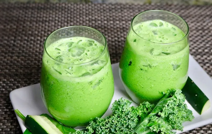 اسموتی خیار و اسفناج