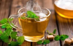 خواص چای نعناع؛ 11 خاصیت عجیب و 9 ضرر مهم چای نعناع