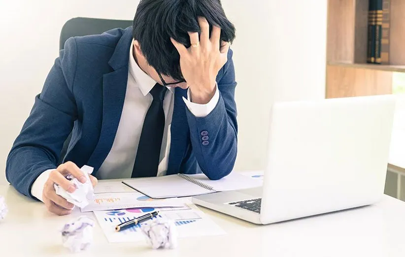 به چالش کشیدن خود